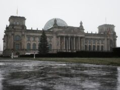 Germany reaffirms support for Zelenskyy after Trump calls for Ukraine leadership change Reichstag in Berlin, deutsches Parlament; Symbolbild