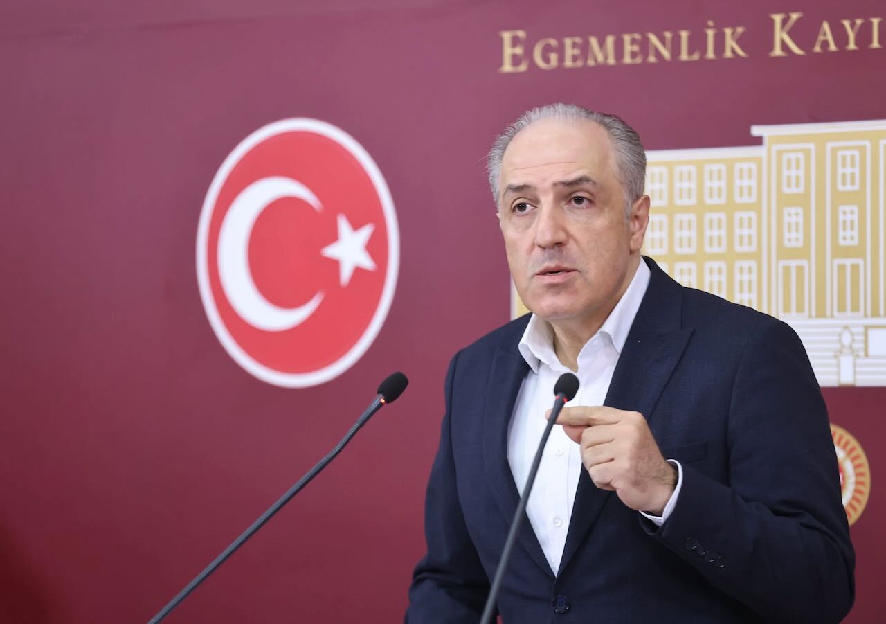 Yeneroğlu: Demokratische Teilhabe für die gemeinsame Zukunft in Deutschland stärken